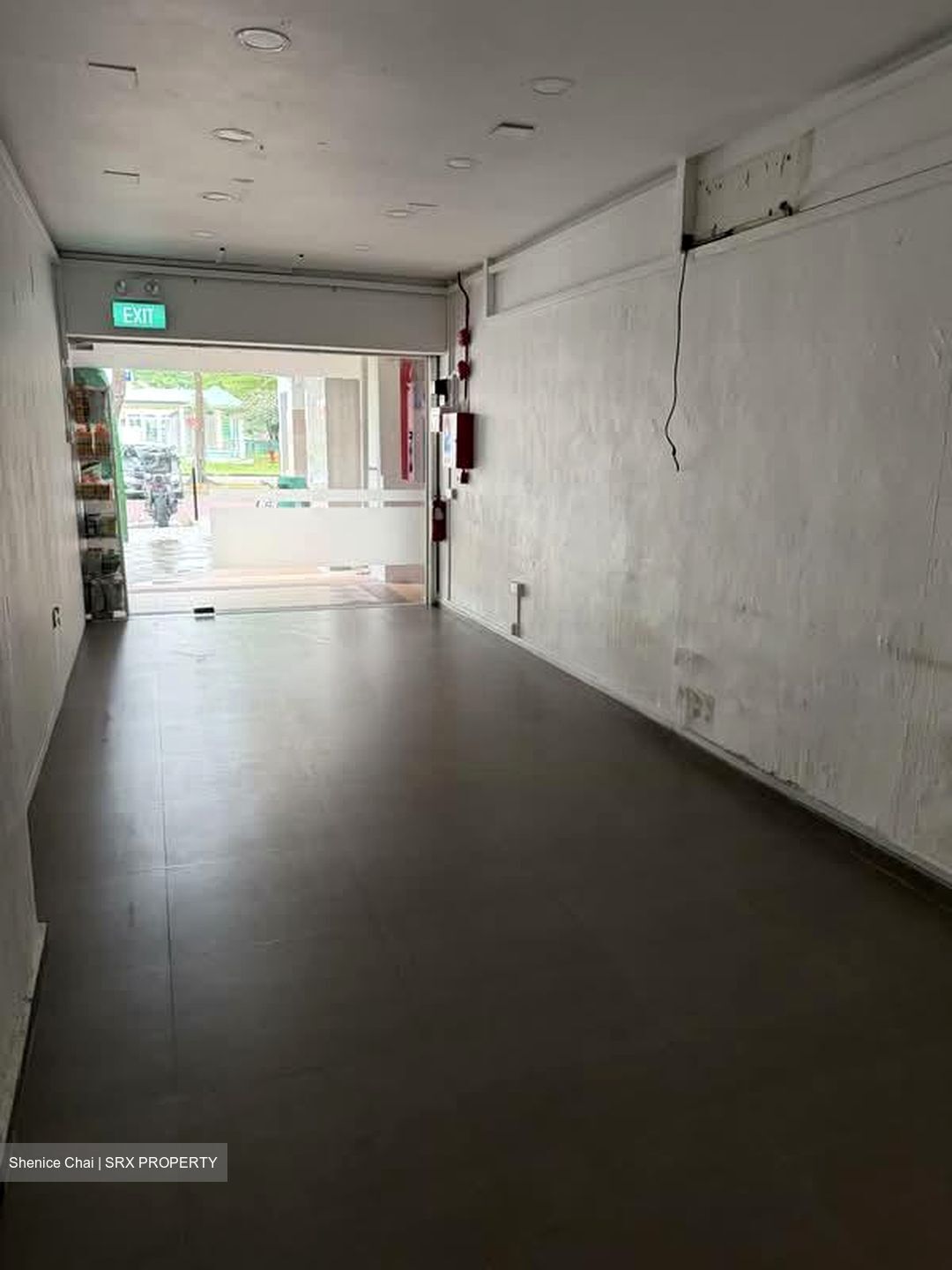 Ang Mo Kio Avenue 1 (D20), Shop House #556796271